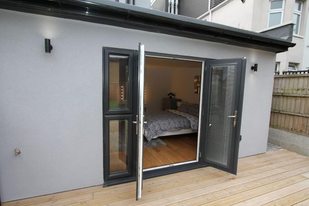 Lovely One Bed Apartment-Near All Transport-Village-Freeparking Londýn Exteriér fotografie